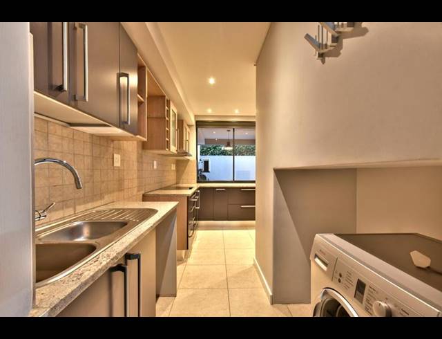 2 BEDROOM COMPLEX FOR SALE IN ILLOVO